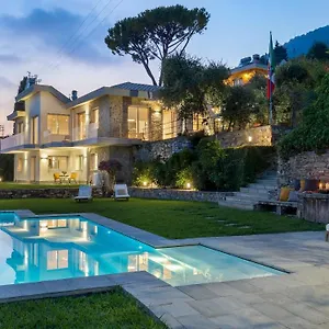 https://villa-scirocco-102.hotelitalianriviera.com